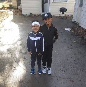 Meet your Posher, Antonio sr